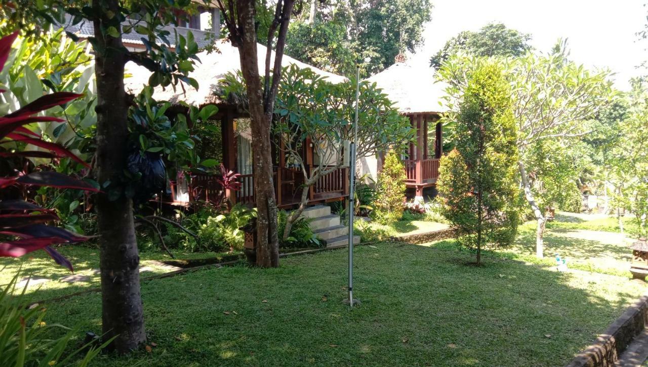Gasthuis Astawa House 2*